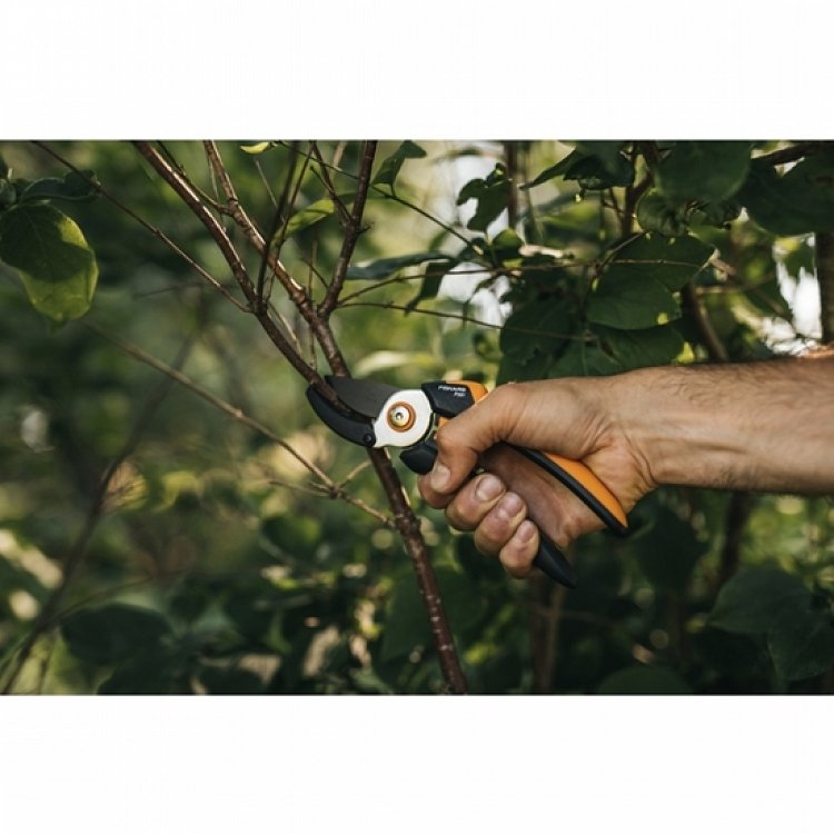 Κλαδευτήρι Fiskars Solid Anvil P361